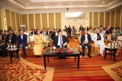 ឯកឧត្តម ហេង សួរ អញ្ជើញបើក “វេទិកាធុរកិច្ច” របស់គម្រោងរោងចក្រកាន់តែប្រសើរនៅកម្ពុជា