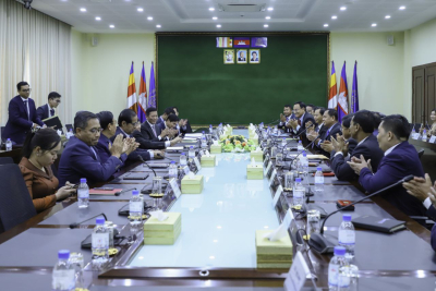 ឯកឧត្តម ហេង សួរ ជំរុញឱ្យសមាគមគ្រឹះស្ថានឧត្តមសិក្សាបច្ចេកទេស និងបណ្តុះបណ្តាលវិជ្ជាជីវៈឯកជន តម្រង់ទិសលើការបណ្តុះបណ្តាលក្នុងអាណត្តិថ្មី