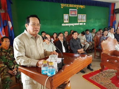 ពិធីសំណេះសំណាលជាមួយនាយទាហាន នាយទាហានរង និងពលទាហាន ឈរជើងនៅកងពលតូចអន្តរាគមន៍លេខ៧