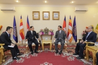 ឯកឧត្តមបណ្ឌិតរដ្ឋមន្ត្រី អនុញ្ញាតឲ្យឯកឧត្តម Jang Yung Gon ឯកអគ្គរដ្ឋទូតនៃសាធារណរដ្ឋប្រជាមានិតប្រជាធិបតេយ្យកូរ៉េប្រចាំកម្ពុជា ចូលជួបពិភាក្សាការងារ
